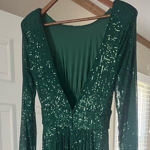 Brand New-Never Been Worn Beautiful Dress!